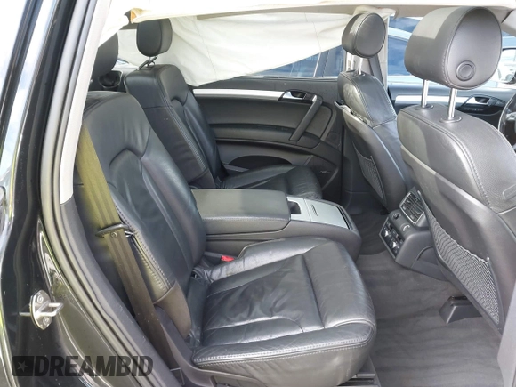 2007 Audi Q7 4.2L Premium with VIN WA1EV74L77D076445, listed as a IAAI auction lot 41525359 with 175,563 mi miles. Bid and sale history available at carsss.com. Image 8.
