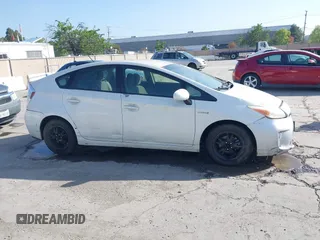 2014 Toyota Prius Four with VIN JTDKN3DU6E1776532, listed as a IAAI auction lot 42068305 with 196,228 mi miles. Bid and sale history available at carsss.com. Image 13.