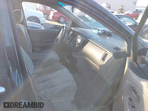 2005 Mazda MPV LX with VIN JM3LW28A650547549, listed as a IAAI auction lot 40682851 with 212,438 mi miles. Bid and sale history available at carsss.com. Image 5.