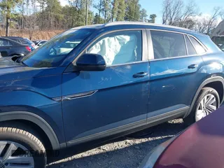 2021 Volkswagen Atlas SE with VIN 1V2WE2CA4MC204010, listed as a IAAI auction lot 41252081 with 41,106 mi miles and . Bid and sale history available at DreamBid. Image 14.