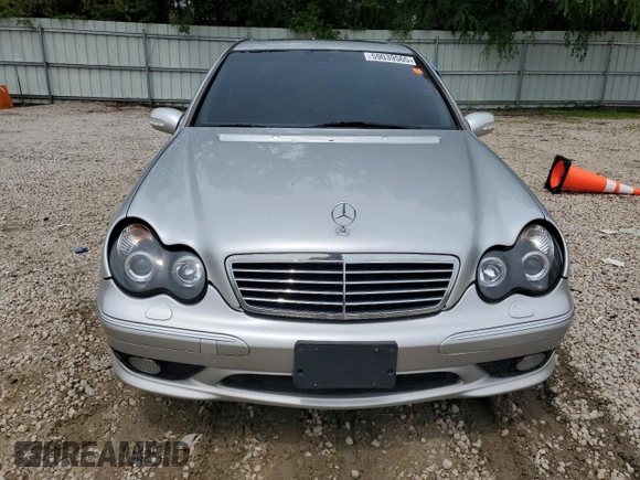 2002 Mercedes-Benz C z VIN WDBRF65J32F157367, wystawiony jako Copart lot #59039565 z przebiegiem 171 931 mil mil oraz Czysty tytuł • Clean title. Historia ofert i sprzedaży dostępna na DreamBid. Obrazek 5.