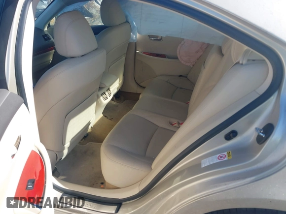 2011 Lexus ES 330 with VIN JTHBK1EG7B2466044, listed as a IAAI auction lot 39892963 with 76,246 mi miles and . Bid and sale history available at carsss.com. Image 8.