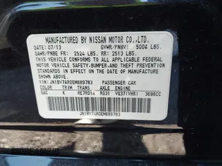 2014 Infiniti Q50 Premium with VIN JN1BV7AR0EM689783, listed as a IAAI auction lot 41661020 with 124,762 mi miles. Bid and sale history available at carsss.com. Image 9.