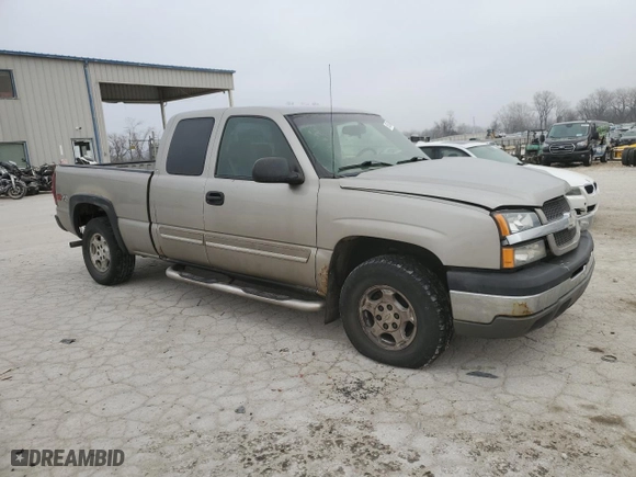 2003 Chevrolet Silverado 1500 LT with VIN 2GCEK19T331226416, listed as a Copart auction lot 86260034 with 175,897 mi miles and Salvage Title. Bid and sale history available at carsss.com. Image 4.
