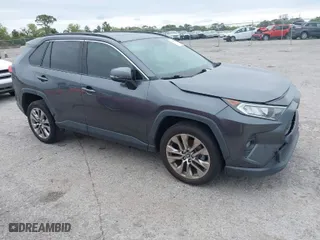 2021 Toyota RAV4 XLE Premium with VIN JTMC1RFV8MD062844, listed as a IAAI auction lot 41854271 with 87,531 mi miles. Bid and sale history available at carsss.com. Image 1.