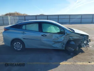 2018 Toyota Prius Two with VIN JTDKARFU1J3057604, listed as a IAAI auction lot 41446327 with 72,023 mi miles. Bid and sale history available at carsss.com. Image 14.