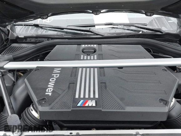 2021 BMW X4 M z VIN 5YMUJ0C01M9F26207, wystawiony jako IAAI lot #41502307 z przebiegiem 31 995 mil mil oraz . Historia ofert i sprzedaży dostępna na DreamBid. Obrazek 10.