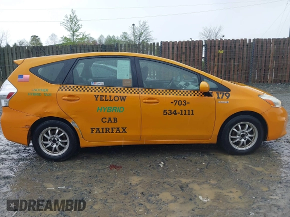 2013 Toyota Prius Two with VIN JTDZN3EU6D3286981, listed as a IAAI auction lot 42010871 with 648,056 mi miles and . Bid and sale history available at carsss.com. Image 13.