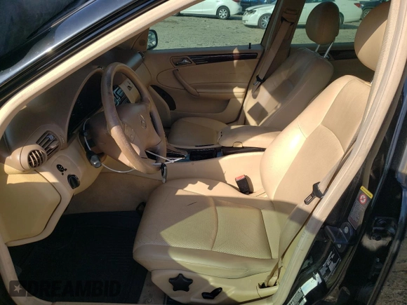 2004 Mercedes-Benz C 240 с VIN WDBRF61J74E019300, выставлен на аукционе Copart как лот 49879405 с пробегом 142 391 миль миль и Списание • Salvage title. История ставок и продаж доступна на DreamBid. Изображение 7.