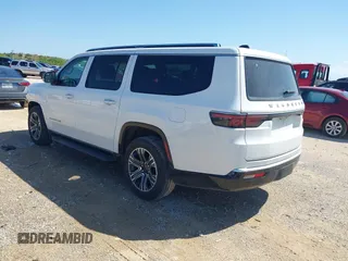 2024 Jeep Wagoneer Series II с VIN 1C4SJSBP7RS145081, выставлен на аукционе IAAI как лот 42460507 с пробегом 43 467 миль миль и . История ставок и продаж доступна на DreamBid. Изображение 3.