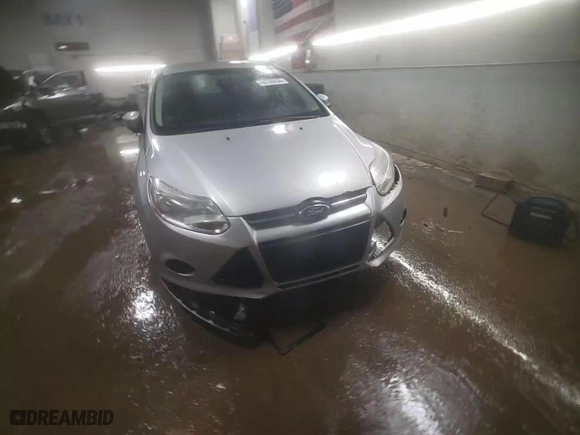 2014 Ford Focus SE with VIN 1FADP3F28EL427901, listed as a Copart auction lot 44740435 with 180,801 mi miles and Salvage Title. Bid and sale history available at carsss.com. Image 13.