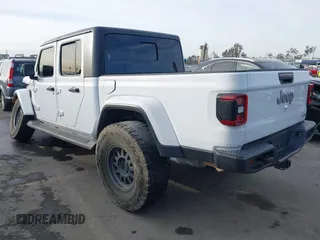 2021 Jeep Gladiator High Altitude с VIN 1C6HJTFGXML504007, выставлен на аукционе IAAI как лот 41388706 с пробегом 70 584 миль миль и . История ставок и продаж доступна на DreamBid. Изображение 3.