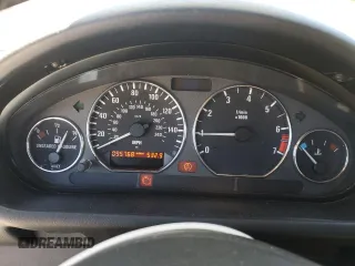 2000 BMW Z3 2.5 z VIN 4USCH9344YLG03131, wystawiony jako Copart lot #57915345 z przebiegiem 95 768 mil mil oraz Szkoda całkowita • Salvage title. Historia ofert i sprzedaży dostępna na DreamBid. Obrazek 9.
