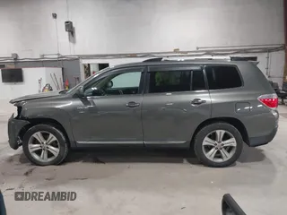 2012 Toyota Highlander Limited with VIN 5TDDK3EH6CS104814, listed as a IAAI auction lot 41958855 with 232,000 mi miles. Bid and sale history available at carsss.com. Image 14.