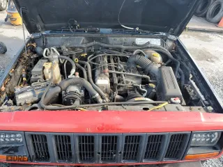 2000 Jeep Cherokee Police with VIN 1J4FF48S1YL246243, listed as a Copart auction lot 84954674 with 0 mi miles and Salvage Title. Bid and sale history available at carsss.com. Image 12.