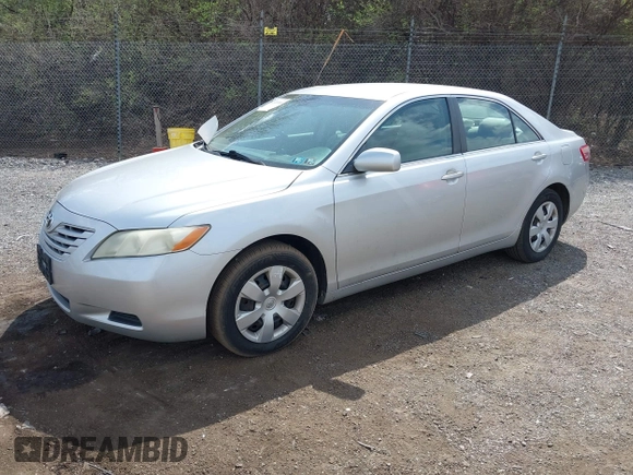 2009 Toyota Camry with VIN 4T1BE46K39U383900, listed as a IAAI auction lot 41930066 with 124,387 mi miles. Bid and sale history available at carsss.com. Image 2.