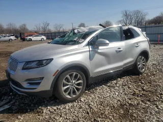 2019 Lincoln MKC Select with VIN 5LMCJ2D93KUL03390, listed as a Copart auction lot 49171235 with 63,417 mi miles and Salvage title. Bid and sale history available at DreamBid. Image 1.