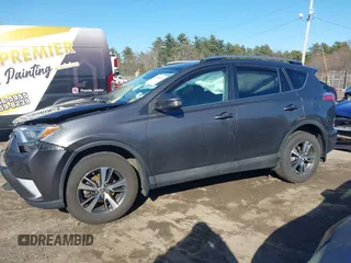 2018 Toyota RAV4 XLE with VIN 2T3RFREV5JW722012, listed as a IAAI auction lot 41830170 with 68,917 mi miles. Bid and sale history available at carsss.com. Image 14.