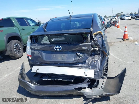 2011 Toyota Prius I with VIN JTDKN3DUXB0286208, listed as a IAAI auction lot 41858933 with 190,127 mi miles. Bid and sale history available at carsss.com. Image 16.