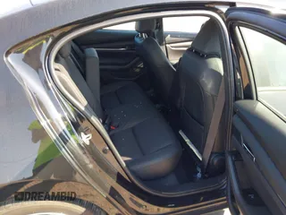 2022 Mazda 3 Carbon Edition с VIN 3MZBPACL2NM310183, выставлен на аукционе IAAI как лот 42297276 с пробегом Не указан миль и . История ставок и продаж доступна на DreamBid. Изображение 8.