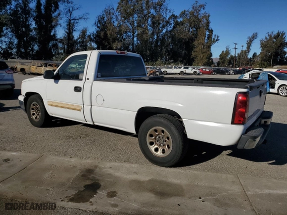 2006 Chevrolet Silverado 1500 Work Truck with VIN 1GCEC14V26E200897, listed as a Copart auction lot 87646235 with 403,526 mi miles and Clean Title. Bid and sale history available at carsss.com. Image 2.
