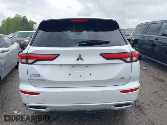 2022 Mitsubishi Outlander SE z VIN JA4J3UA86NZ013601, wystawiony jako IAAI lot #42009537 z przebiegiem 56 293 mil mil oraz . Historia ofert i sprzedaży dostępna na DreamBid. Obrazek 16.