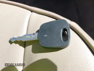 2001 Ford Mustang Deluxe с VIN 1FAFP44471F226003, выставлен на аукционе IAAI как лот 42079409 с пробегом 145 021 миль миль и . История ставок и продаж доступна на DreamBid. Изображение 11.