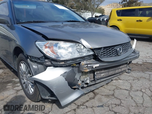 2005 Honda Civic Cpe EX with VIN 1HGEM22945L031096, listed as a IAAI auction lot 41741003 with 208,008 mi miles. Bid and sale history available at carsss.com. Image 13.