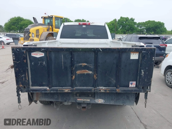 2014 Ram 2500 Tradesman with VIN 3C6UR5HL1EG296109, listed as a IAAI auction lot 41915810 with 208,264 mi miles. Bid and sale history available at carsss.com. Image 16.