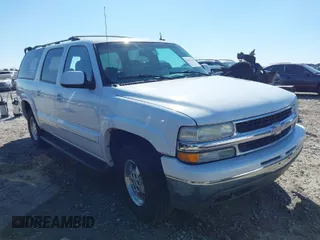 2003 Chevrolet Suburban LS with VIN 3GNEC16Z43G263429, listed as a IAAI auction lot 41881059 with 213,314 mi miles. Bid and sale history available at carsss.com. Image 1.