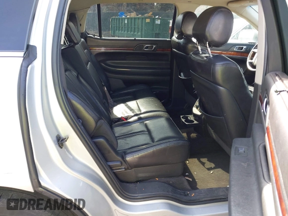 2011 Lincoln MKT with VIN 2LMHJ5AR0BBJ50346, listed as a IAAI auction lot 41726833 with 203,523 mi miles and . Bid and sale history available at DreamBid. Image 8.