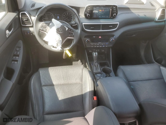 2020 Hyundai Tucson SEL with VIN KM8J3CAL5LU157408, listed as a Copart auction lot 68750294 with 25,641 mi miles and Non Repairable. Bid and sale history available at carsss.com. Image 8.