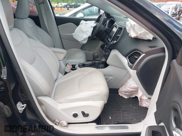 2019 Jeep Cherokee Limited with VIN 1C4PJMDX6KD457370, listed as a IAAI auction lot 42210162 with 50,303 mi miles and . Bid and sale history available at DreamBid. Image 5.