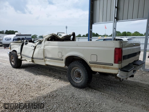1995 Ford F-250 with VIN 1FTHX25G4SKB35781, listed as a Copart auction lot 59500325 with Not provided miles and Non repairable. Bid and sale history available at DreamBid. Image 2.
