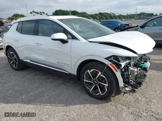2024 Chevrolet Equinox EV LT with VIN 3GN7DLRP7RS261658, listed as a IAAI auction lot 40870686 with 1,493 mi miles. Bid and sale history available at carsss.com. Image 1.