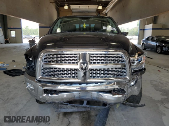2018 Ram 2500 Laramie с VIN 3C6UR5FL6JG347651, выставлен на аукционе Copart как лот 62389185 с пробегом 58 148 миль миль и Списание • Salvage title. История ставок и продаж доступна на DreamBid. Изображение 5.