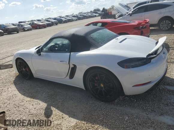 2022 Porsche 718 Boxster GTS 4.0 z VIN WP0CD2A85NS228315, wystawiony jako Copart lot #77248204 z przebiegiem Nie podano mil oraz Nie do naprawy. Historia ofert i sprzedaży dostępna na DreamBid. Obrazek 2.