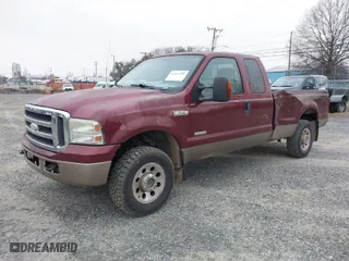 2005 Ford Super Duty F-250 XL with VIN 1FTSX21P95EA62745, listed as a IAAI auction lot 41517702 with 180,713 mi miles. Bid and sale history available at carsss.com. Image 2.