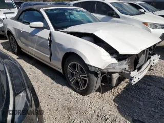 2013 Ford Mustang V6 с VIN 1ZVBP8EM3D5229423, выставлен на аукционе Copart как лот 63801765 с пробегом 242 229 миль миль и Списание • Salvage title. История ставок и продаж доступна на DreamBid. Изображение 4.