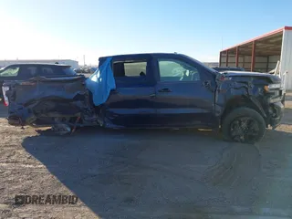 2021 Chevrolet Silverado 1500 LT Trail Boss with VIN 1GCPYFEDXMZ392928, listed as a IAAI auction lot 41340856 with 52,361 mi miles and . Bid and sale history available at DreamBid. Image 14.