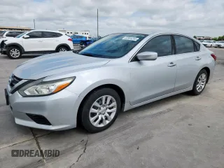 2016 Nissan Altima S z VIN 1N4AL3AP1GN347655, wystawiony jako Copart lot #62834255 z przebiegiem 211 743 mil mil oraz Czysty tytuł • Clean title. Historia ofert i sprzedaży dostępna na DreamBid. Obrazek 1.