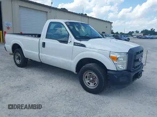 2016 Ford F-350 XL z VIN 1FTBF3A60GEC07061, wystawiony jako IAAI lot #42667064 z przebiegiem 95 393 mil mil oraz . Historia ofert i sprzedaży dostępna na DreamBid. Obrazek 1.
