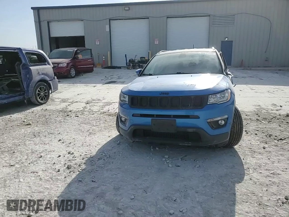 2019 Jeep Compass Altitude with VIN 3C4NJCBB8KT692274, listed as a Copart auction lot 49215135 with 84,503 mi miles and Salvage title. Bid and sale history available at DreamBid. Image 11.