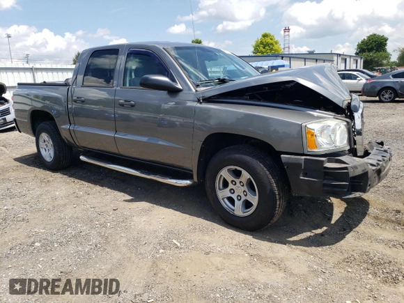 2007 Dodge Dakota SLT with VIN 1D7HW48KX7S256455, listed as a Copart auction lot 62001464 with 109,239 mi miles and Salvage Title. Bid and sale history available at carsss.com. Image 4.