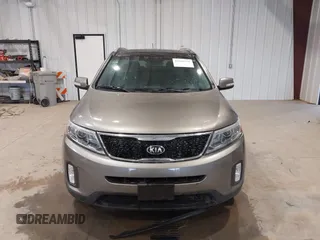 2015 Kia Sorento EX with VIN 5XYKU4A77FG578101, listed as a IAAI auction lot 41603372 with 120,804 mi miles. Bid and sale history available at carsss.com. Image 12.