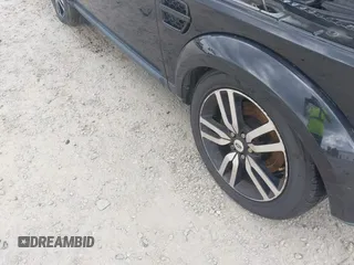 2011 Land Rover LR4 HSE с VIN SALAG2D40BA583460, выставлен на аукционе IAAI как лот 42795572 с пробегом 152 303 миль миль и . История ставок и продаж доступна на DreamBid. Изображение 6.