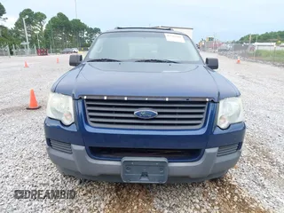 2006 Ford Explorer XLS z VIN 1FMEU62E86UA69991, wystawiony jako IAAI lot #42599509 z przebiegiem 163 531 mil mil oraz . Historia ofert i sprzedaży dostępna na DreamBid. Obrazek 6.