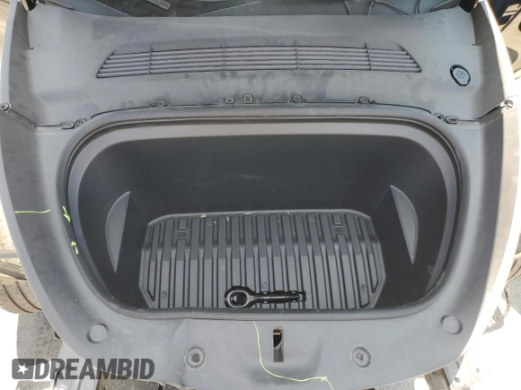 2024 Tesla Model Y Long Range with VIN 7SAYGDEEXRA253111, listed as a Copart auction lot 60929295 with 16,423 mi miles and Salvage title. Bid and sale history available at DreamBid. Image 12.