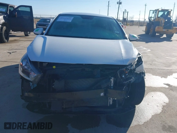 2023 Kia Rio S z VIN 3KPA24AD9PE567364, wystawiony jako IAAI lot #41145615 z przebiegiem 82 143 mil mil oraz . Historia ofert i sprzedaży dostępna na DreamBid. Obrazek 6.