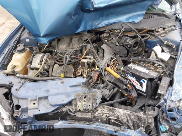 2004 Ford Taurus SE with VIN 1FAFP53U74A140294, listed as a IAAI auction lot 41630953 with Not Provided miles and . Bid and sale history available at DreamBid. Image 10.
